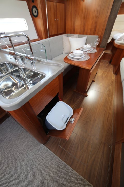 Saloon Details