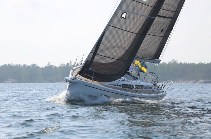 Linjett 36 Sailing